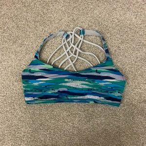 LULULEMON free to be wild sports bra